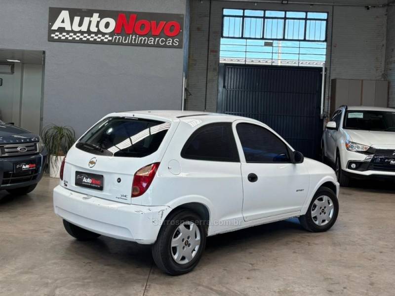 CHEVROLET - CELTA - 2006/2007 - Branca - R$ 18.490,00