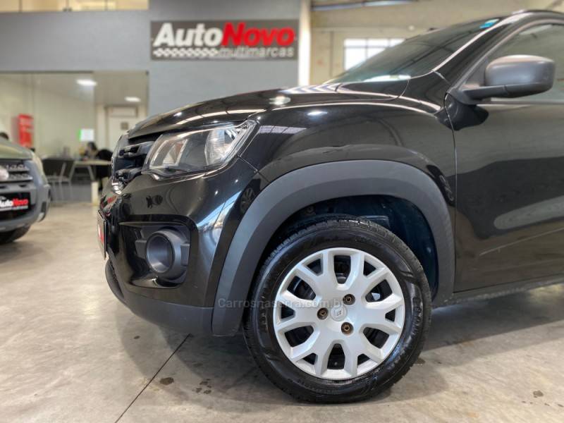 RENAULT - KWID - 2018/2018 - Preta - R$ 36.990,00
