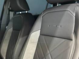VOLKSWAGEN - VIRTUS - 2025/2026 - Preta - Sob Consulta