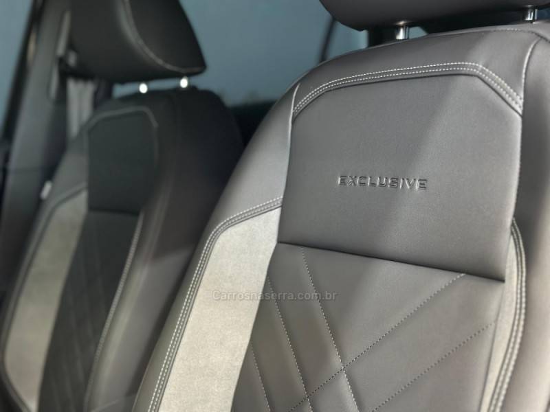 VOLKSWAGEN - VIRTUS - 2025/2026 - Preta - Sob Consulta