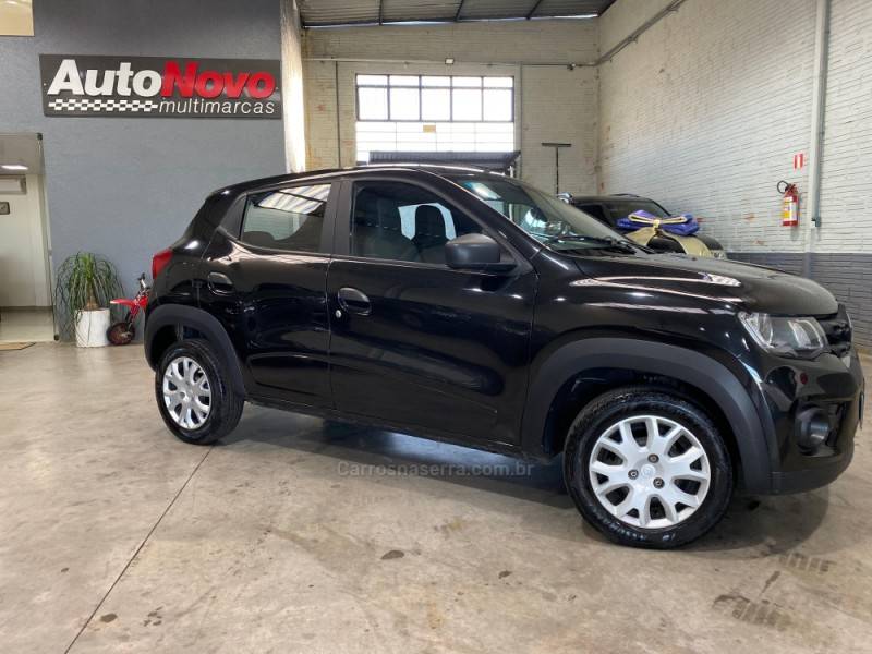 RENAULT - KWID - 2018/2018 - Preta - R$ 36.990,00