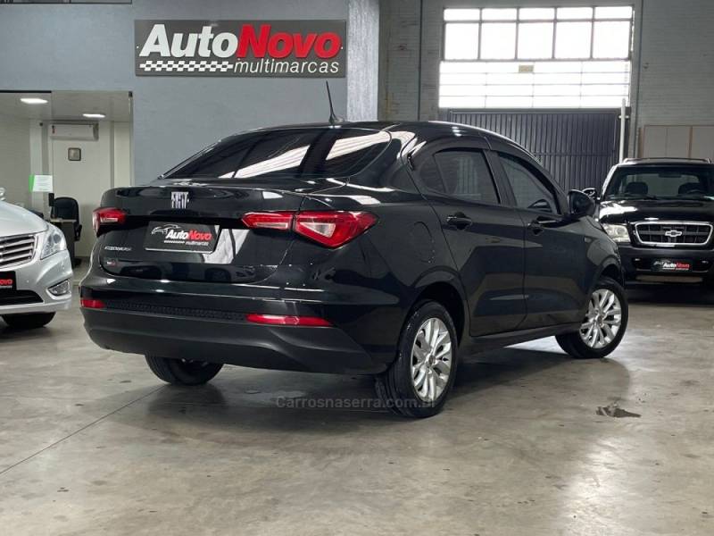 FIAT - CRONOS - 2019/2019 - Preta - R$ 63.990,00