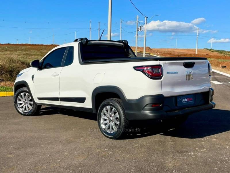 FIAT - STRADA - 2020/2021 - Branca - R$ 76.990,00