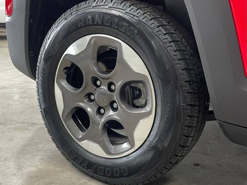 JEEP - RENEGADE - 2016/2016 - Vermelha - R$ 74.990,00