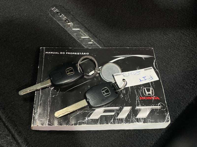 HONDA - FIT - 2012/2013 - Vermelha - R$ 55.990,00