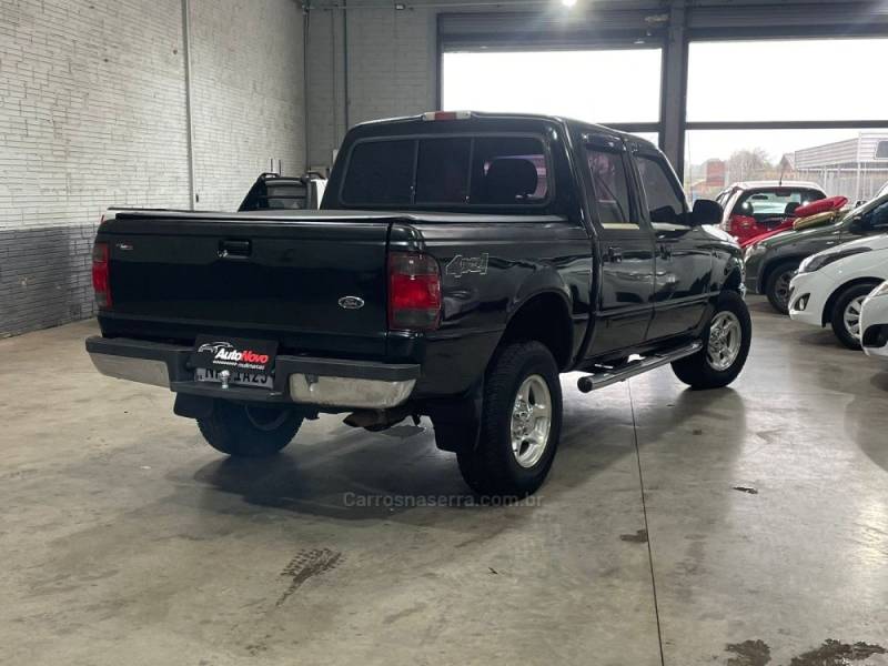 FORD - RANGER - 2004/2004 - Preta - Sob Consulta