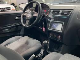 VOLKSWAGEN - FOX - 2012/2013 - Branca - R$ 32.990,00