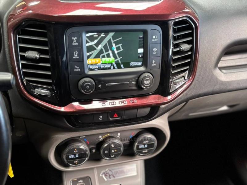 FIAT - TORO - 2017/2017 - Branca - R$ 85.990,00