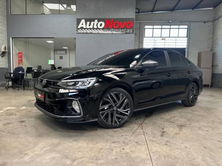 VOLKSWAGEN - VIRTUS - 2025/2026 - Preta - Sob Consulta