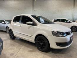 VOLKSWAGEN - FOX - 2011/2011 - Branca - R$ 38.990,00
