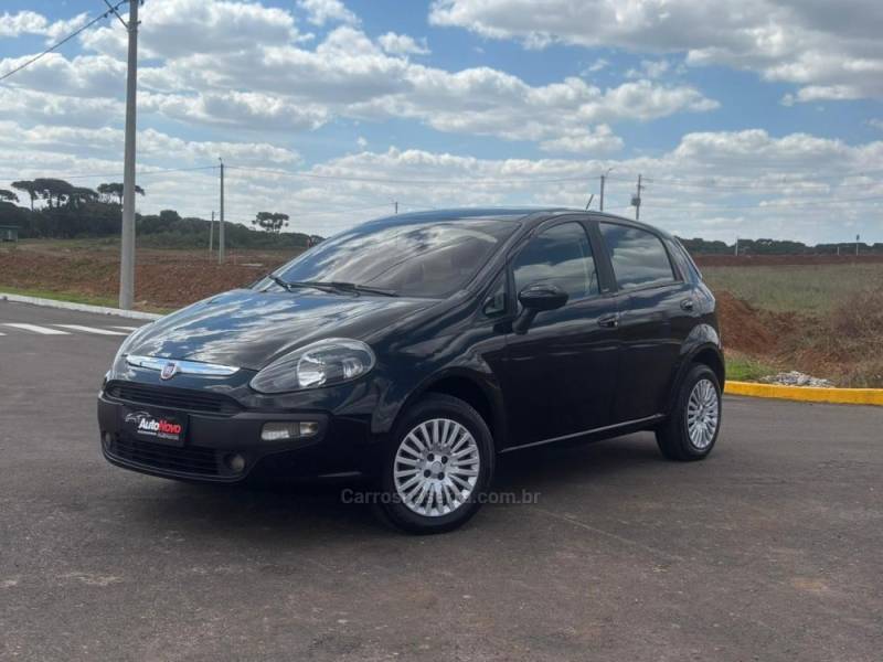 FIAT - PUNTO - 2013/2014 - Preta - R$ 42.990,00