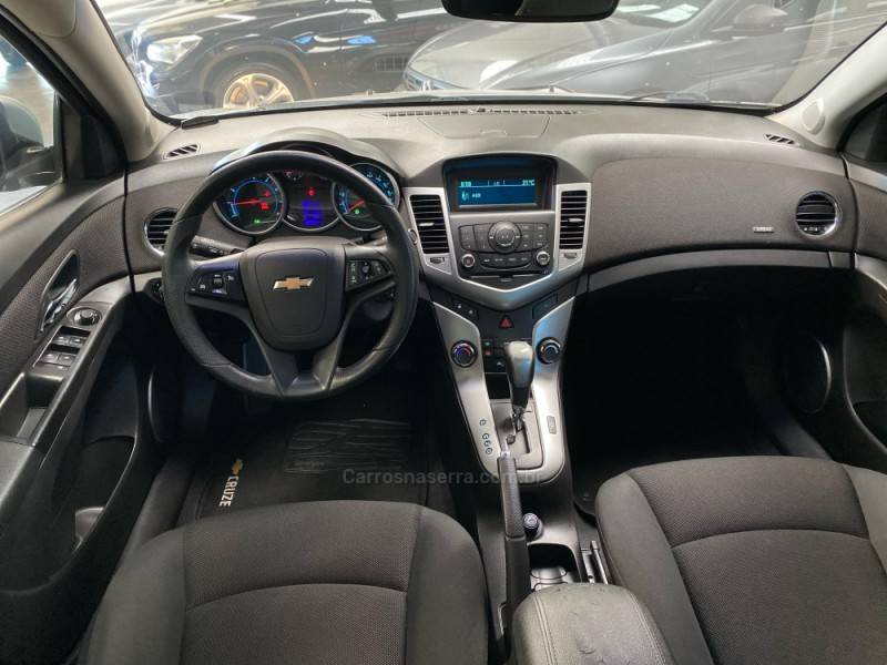 CHEVROLET - CRUZE - 2012/2012 - Prata - R$ 54.990,00