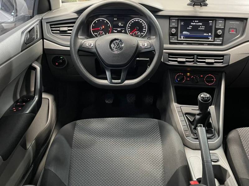 VOLKSWAGEN - POLO - 2019/2019 - Branca - R$ 64.990,00