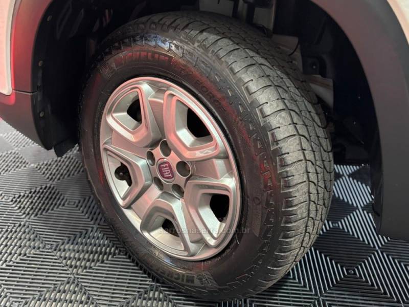 FIAT - TORO - 2017/2017 - Branca - R$ 85.990,00