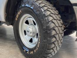 FORD - RANGER - 2009/2010 - Prata - R$ 57.990,00