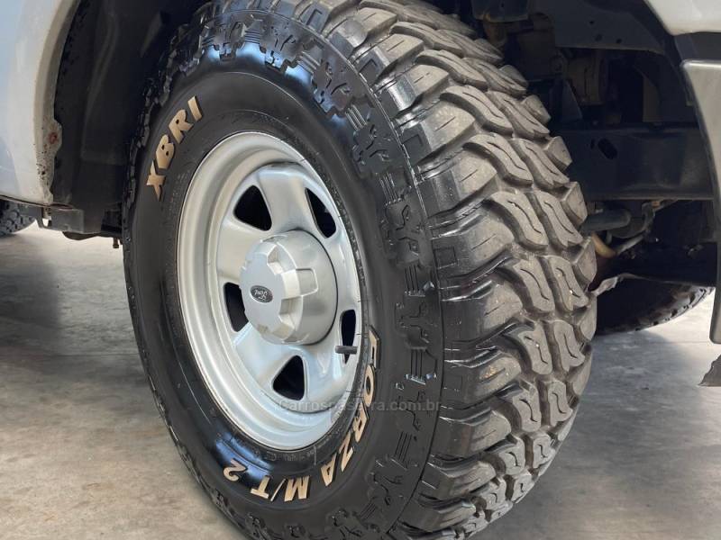 FORD - RANGER - 2009/2010 - Prata - R$ 57.990,00