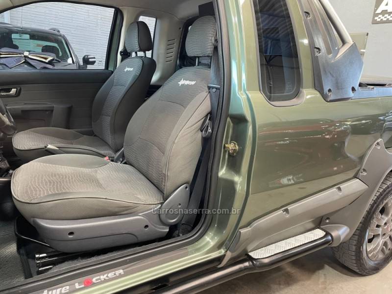 FIAT - STRADA - 2011/2011 - Verde - R$ 46.990,00