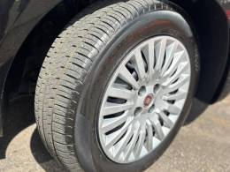 FIAT - PUNTO - 2013/2014 - Preta - R$ 42.990,00