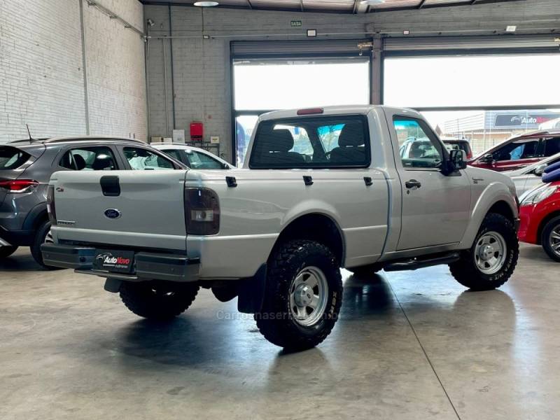 FORD - RANGER - 2009/2010 - Prata - R$ 57.990,00