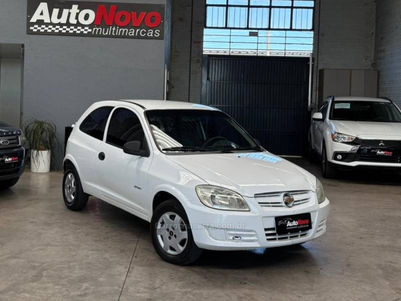 CHEVROLET - CELTA - 2006/2007 - Branca - R$ 18.490,00