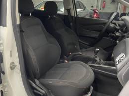 CHEVROLET - ONIX - 2014/2014 - Branca - R$ 47.990,00