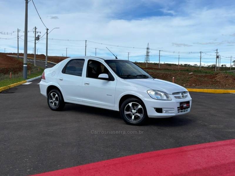 CHEVROLET - PRISMA - 2008/2008 - Branca - R$ 27.990,00