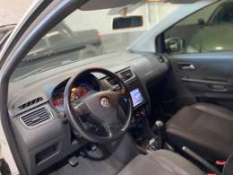 VOLKSWAGEN - FOX - 2011/2011 - Branca - R$ 38.990,00