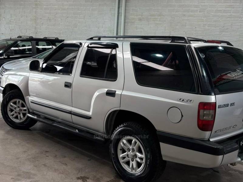 CHEVROLET - BLAZER - 2001/2001 - Prata - R$ 66.990,00