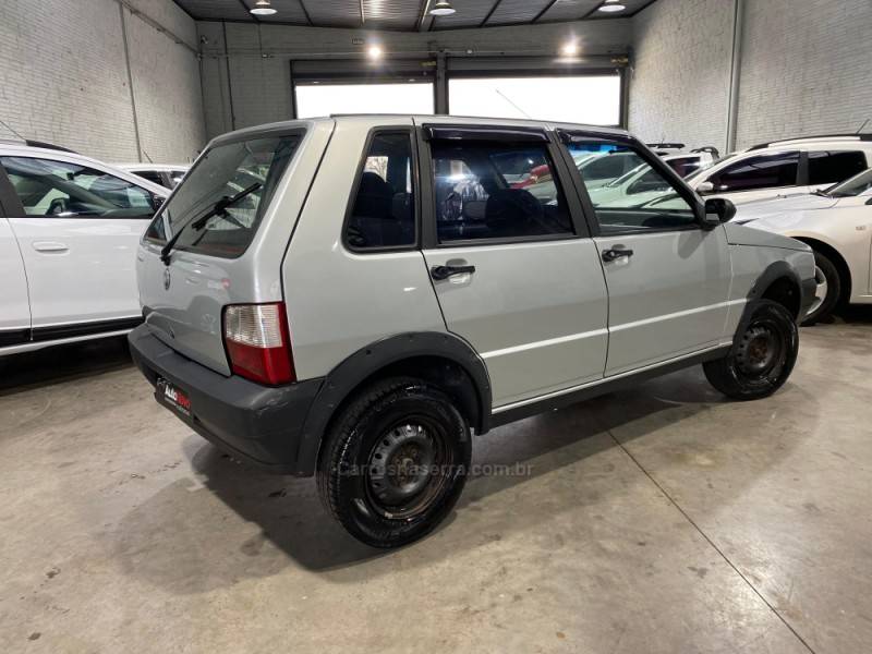 FIAT - UNO - 2008/2008 - Prata - R$ 19.990,00