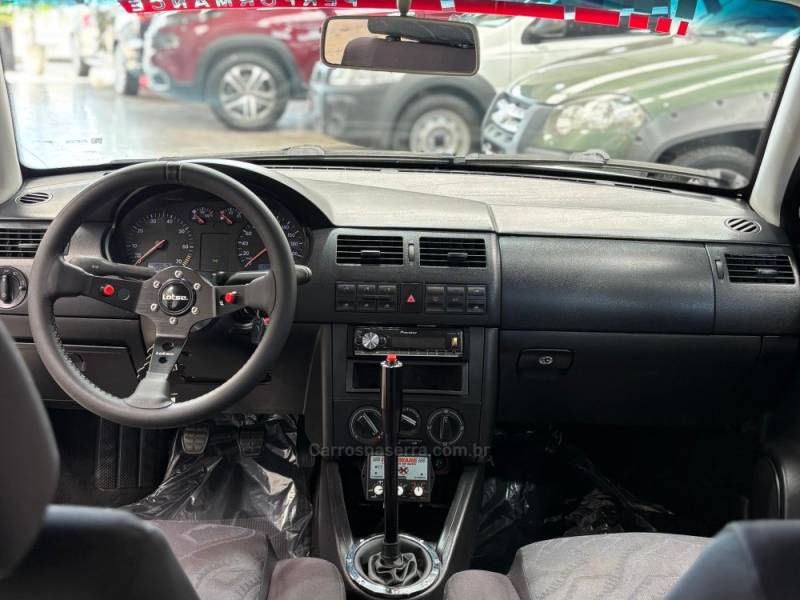 VOLKSWAGEN - PARATI - 2000/2000 - Prata - R$ 25.990,00