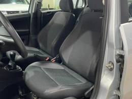 VOLKSWAGEN - VOYAGE - 2021/2022 - Prata - R$ 57.990,00