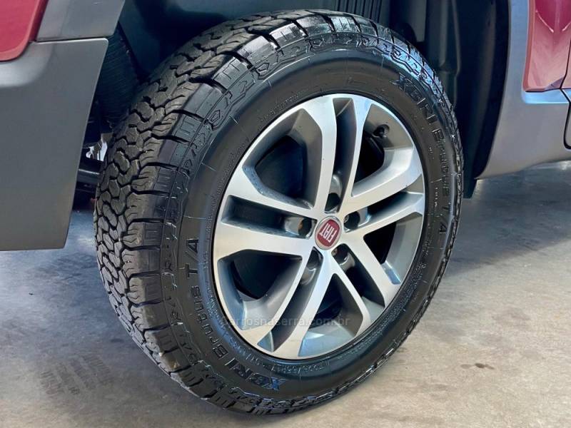 FIAT - TORO - 2017/2017 - Vinho - R$ 97.990,00