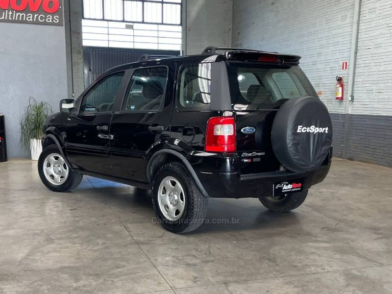 FORD - ECOSPORT - 2004/2005 - Preta - R$ 25.990,00