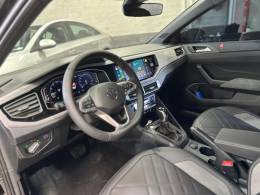 VOLKSWAGEN - VIRTUS - 2025/2026 - Preta - Sob Consulta