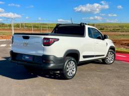 FIAT - STRADA - 2020/2021 - Branca - R$ 76.990,00