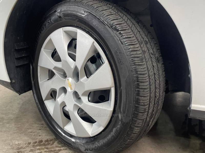 CHEVROLET - ONIX - 2014/2014 - Branca - R$ 47.990,00