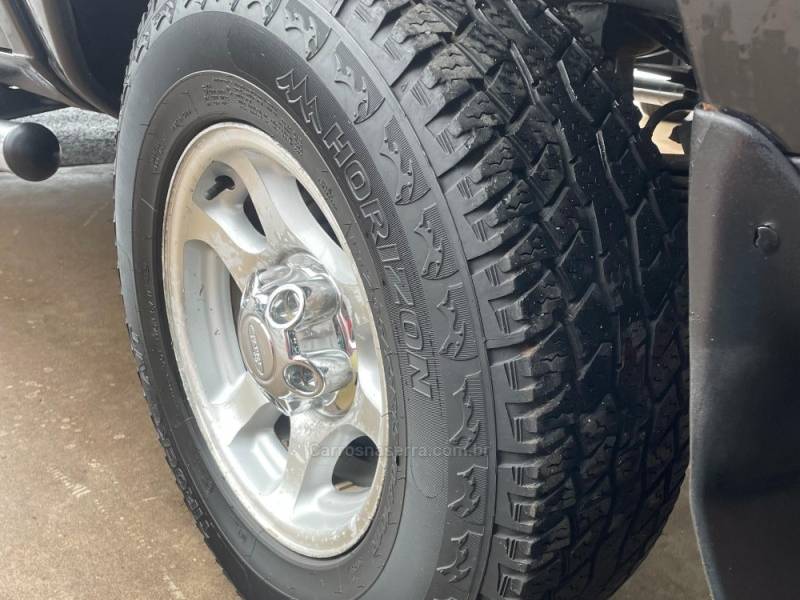 FORD - RANGER - 2004/2004 - Preta - Sob Consulta