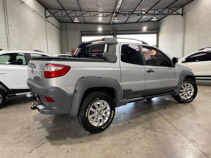 FIAT - STRADA - 2015/2015 - Prata - R$ 63.990,00