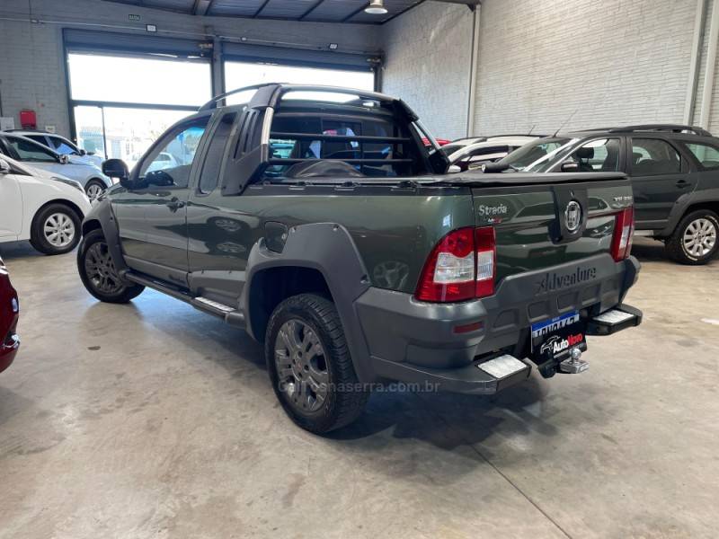 FIAT - STRADA - 2011/2011 - Verde - R$ 46.990,00