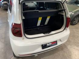 VOLKSWAGEN - FOX - 2011/2011 - Branca - R$ 38.990,00